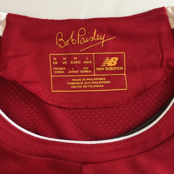 NWT Liverpool's Chamberlain Signed Jersey - Sz M - Picture 10 of 10